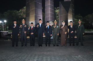 apel kehormatan dan renungan suci di taman makam pahlawan (tmp) bulak kapal